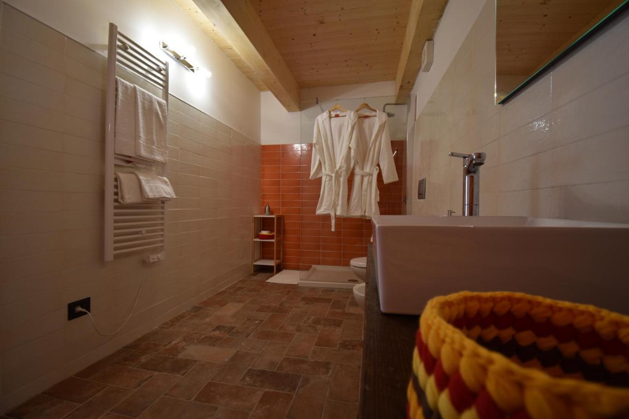 Hotel Cascina Tre Botti Agliano Terme Exterior foto